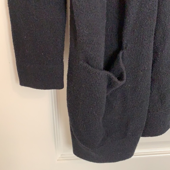 ON cardi - Picture 5 of 6